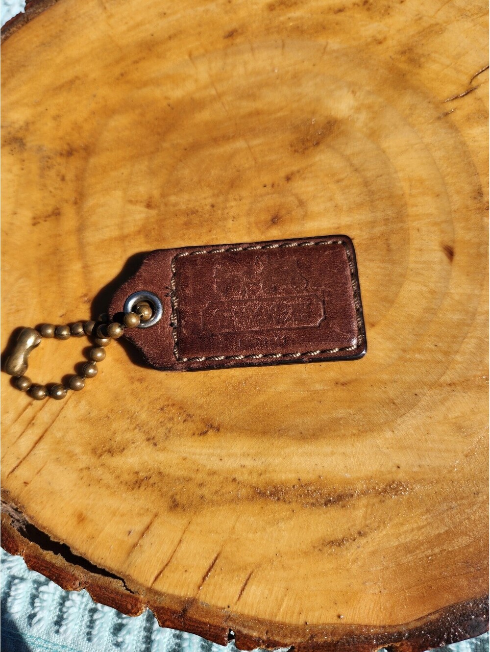 Coach Vintage Brown Leather Bleecker hang tag 3inch